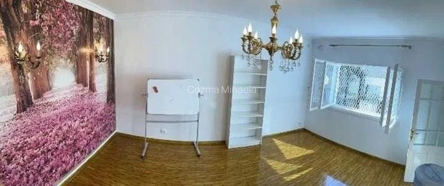 Proprietar inchiriez casa, singur in curte, avand curte si garaj in Piata Muncii