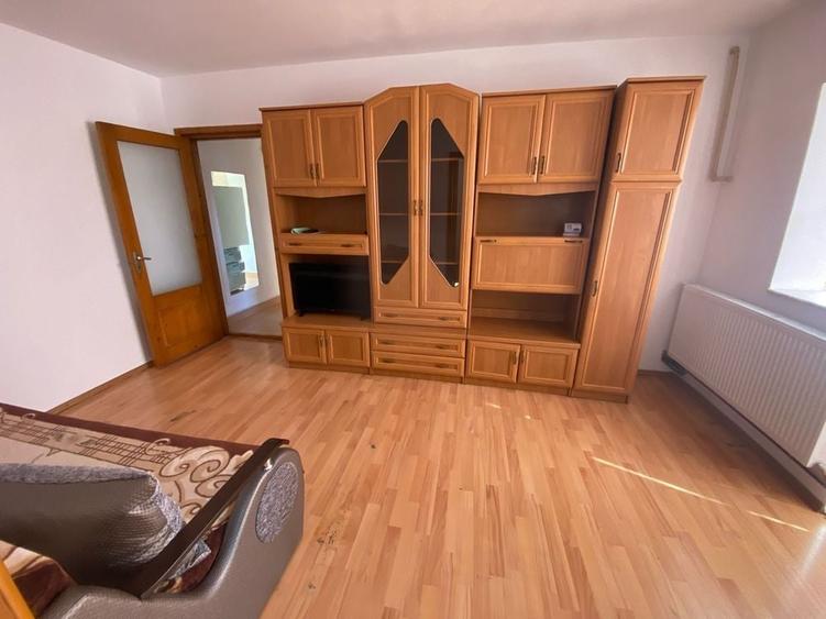 Inchiriez Apartament 2Camere Craiovei Pret 1400 lei - 8