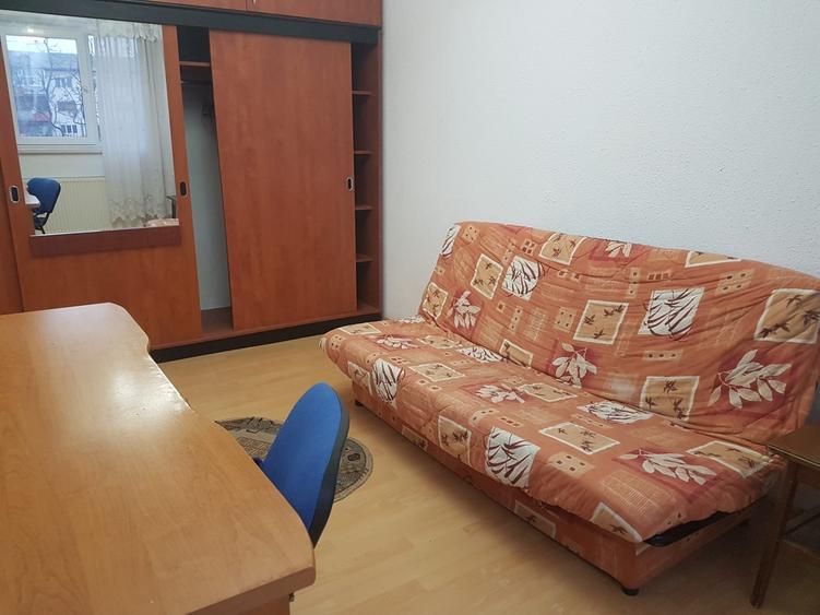 Apartament doua camere, etaj 3, mobilat si utilat, CT, langa biserica Precista - 5