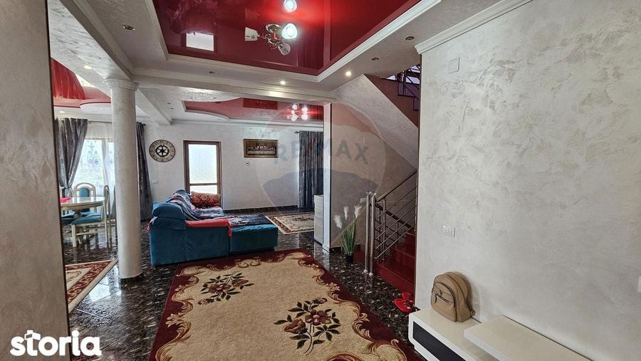 Casa / Vila cu 6 camere, Sfantu Ilie, Suceava - 1