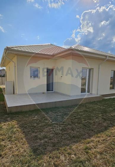 Casa / Vila cu 4 camere de vanzare - 14