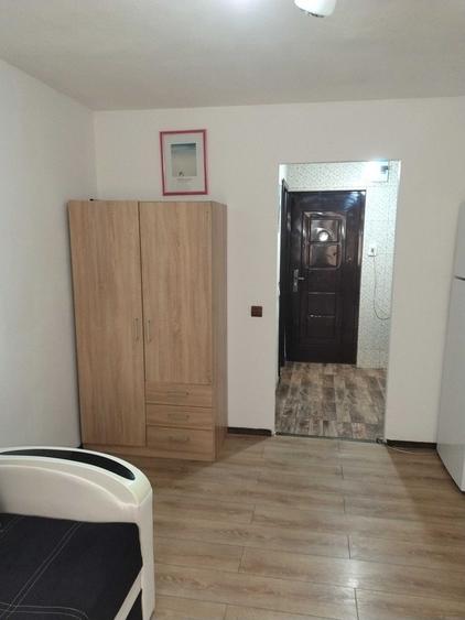 Vitan, Fizicienilor, str. Lacramioarei, sector 3, renovata, ac, ocazie! - 2