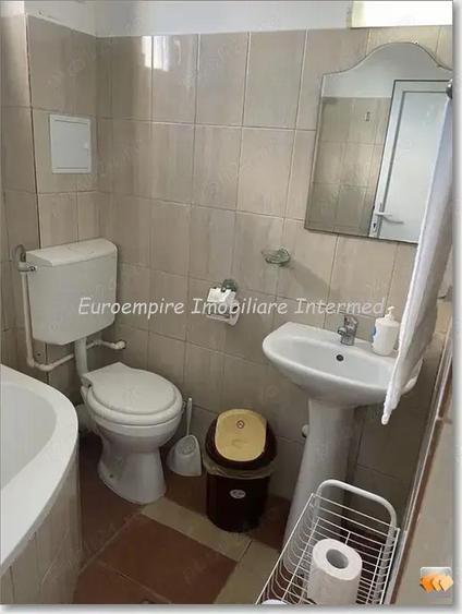 De inchiriat vila cu 7 camere, zona Mamaia Nord - 3