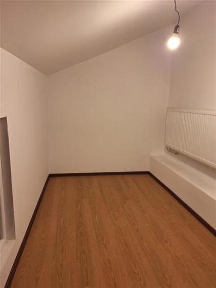 Resedinta/ spatiu profesional de inchiriat, Ghimbav – Central - 24