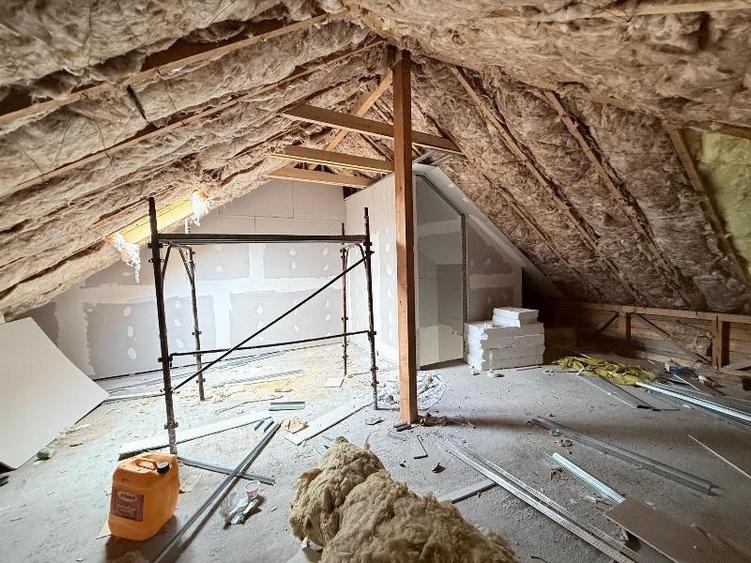 Casa - Duplex -  Prelungirea Ghencea-  Cartierul Latin -  155000E tva inclus - C - 14