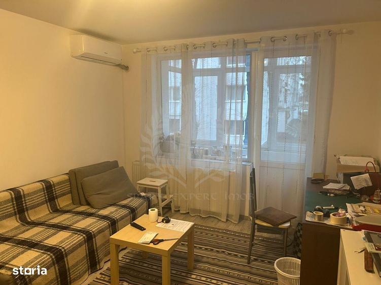 Apartament cu 3 camere în Andrei Mureșanu