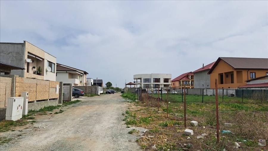 KM.5, EN-GROS TEREN 333 MP. DESCHIDERE 12.40 M, INTRAVILAN,INTRE VILE, UTILITATI - 5