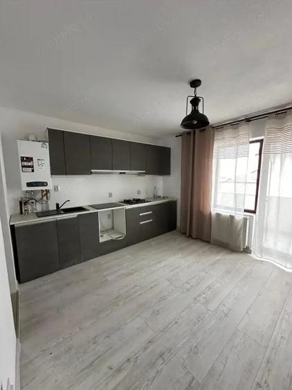 Vila Targul Saptamanal, P+2 - 3