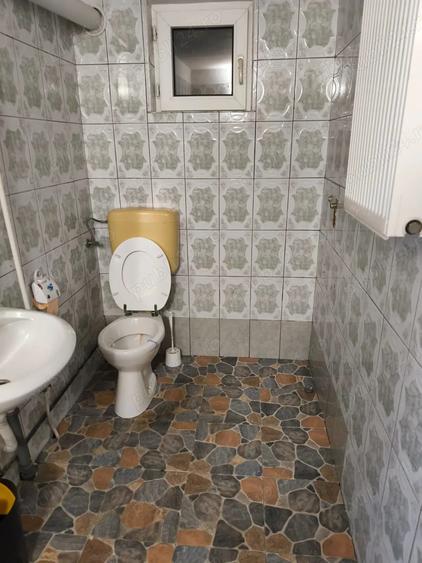 Inchiriez spatiu comercial - 3