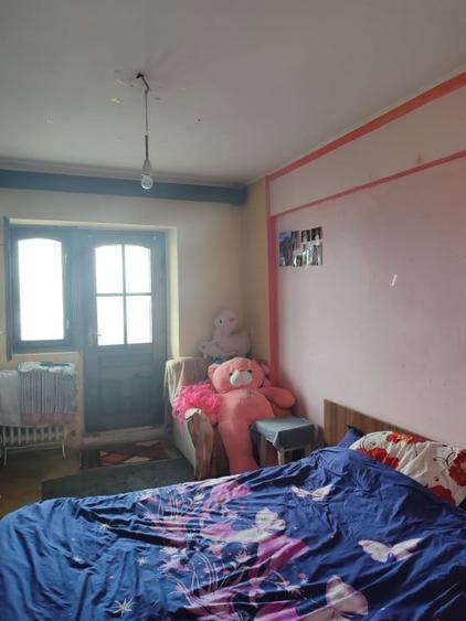 Apartament decomandat cu 3 camere, etaj 7/8, Vaslui zona Traian - 4