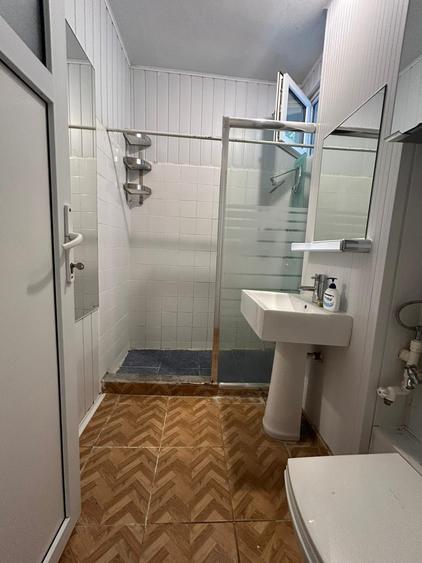 Titan 3 Camere Bloc Tip H  Caramida Reabilitat5 Min Metrou Titan 2 Min IOR 2 Bai - 5