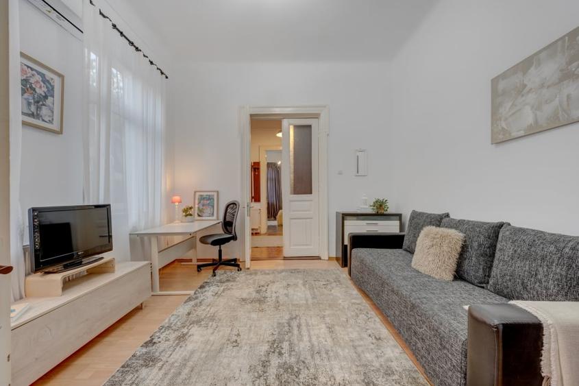 Casa interbelica cu farmec, in apropiere de Mall Vitan - 5