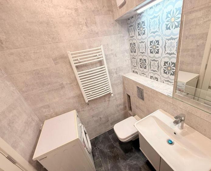 Apartament cu 2 camere, decomandat - zona Racadau - 9