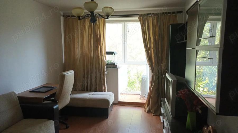 Romancierilor metrou - 9