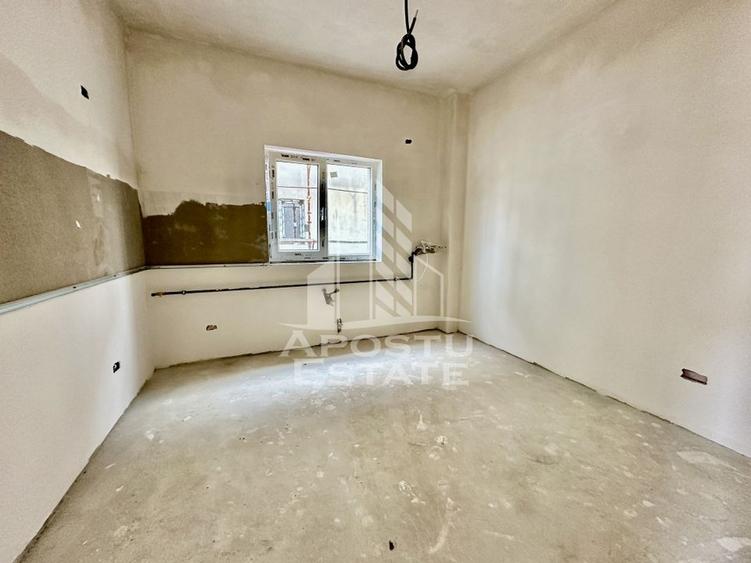 Duplex cu 5 camere in zona benzinariei Eso din Giroc - 1