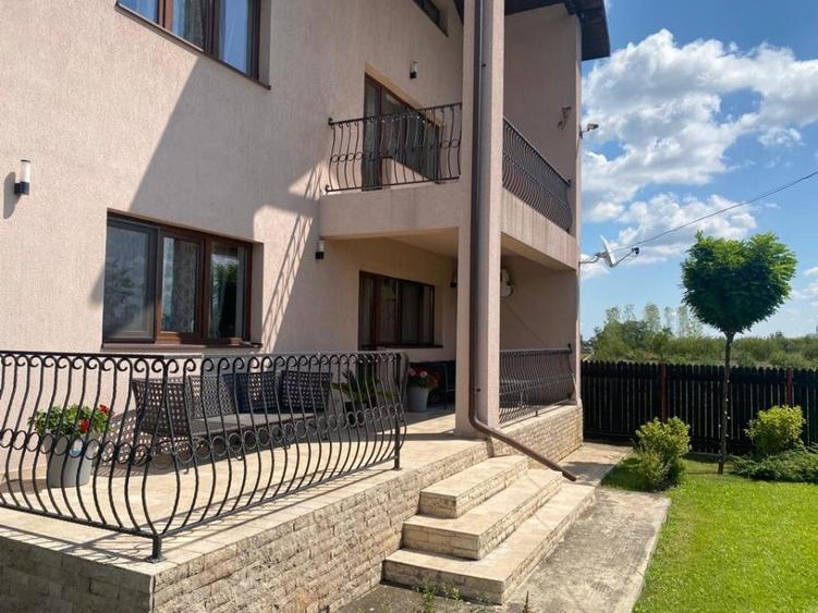 Vilă premium cu grădină spectaculoasă și casă de oaspeți - 3