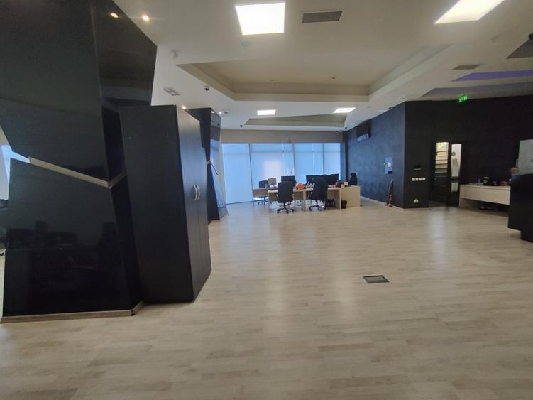 PIATA IANCULUI - metrou spatiu birouri stradal 562 mp - 4