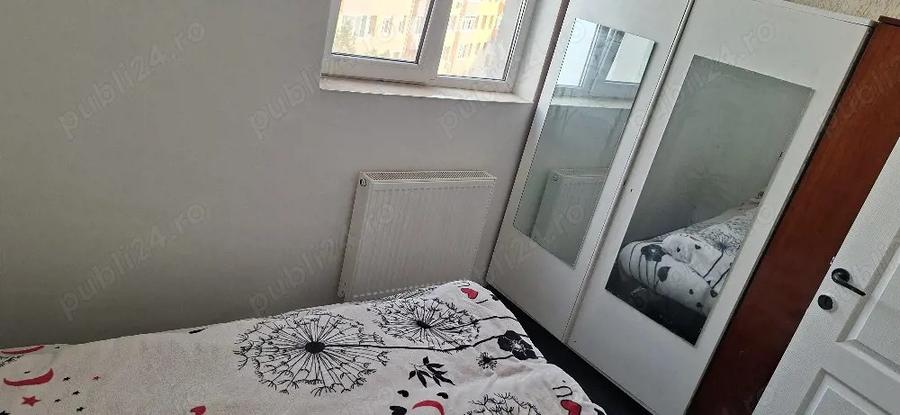 apartament de vanzare cu 3 camere - 2