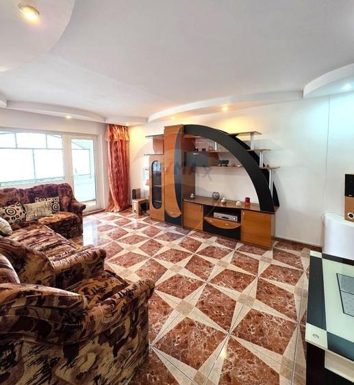 Apartament 3 camere, et.4/4 bd.1 Dec. 1918, Rm Sarat - 1