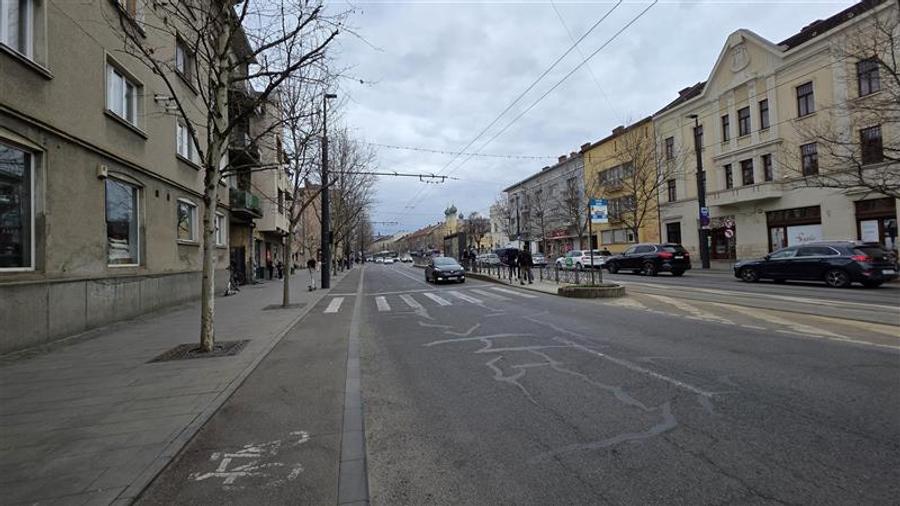 Spatiu comercial pt cabinet medical 35mp Centru, Horea - 1