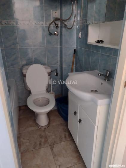 Vand apartament cu doua camere in zona progresul Vand apartament cu doua camere in zona progresul