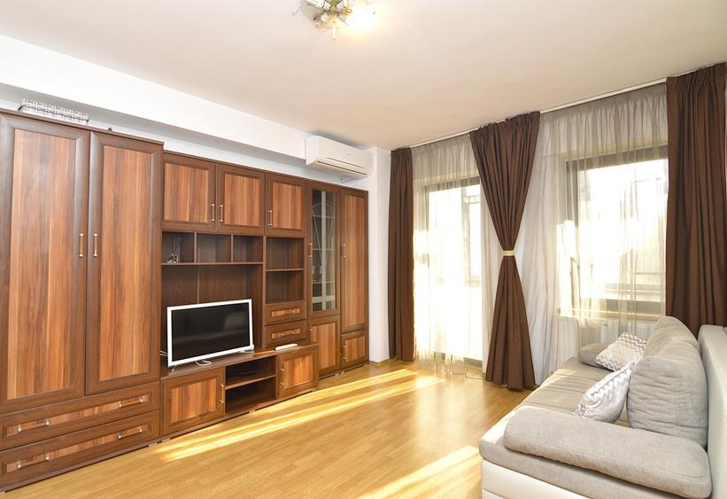 INCHIRIERE APARTAMENT 3 CAMERE UNIRII - FANTANI - 1