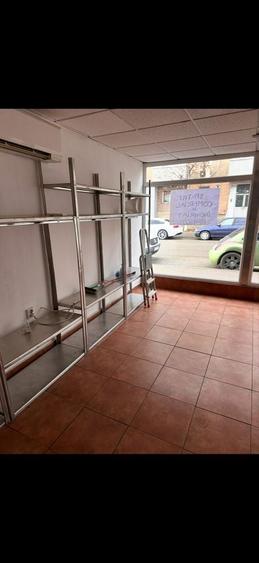 Inchiriez spatiu comercial zona pacea - 1