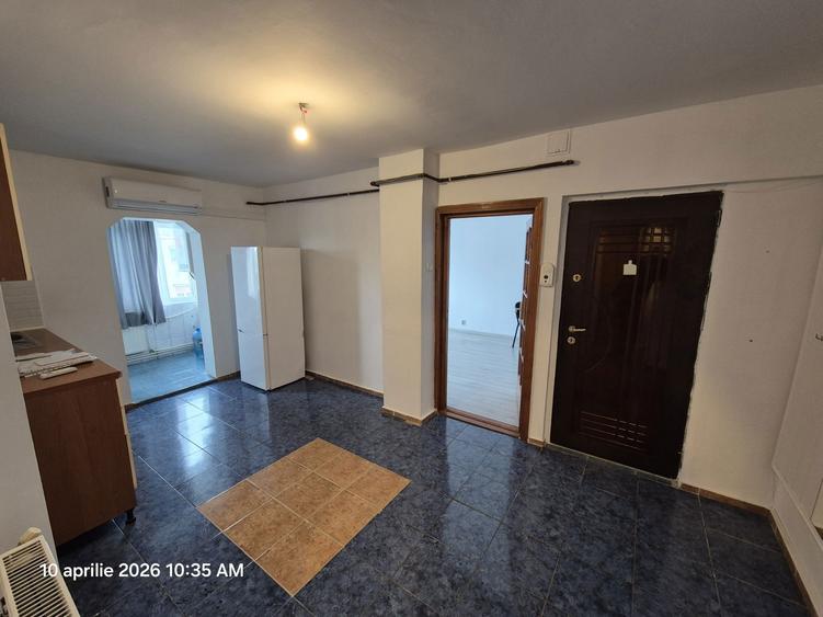 Proprietar inchiriez apartament 2 camere Nord - 1