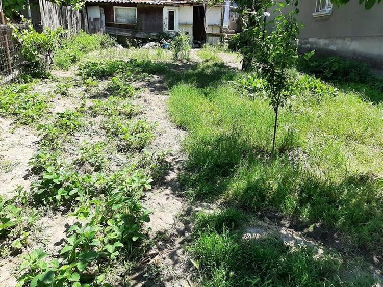 Teren de vanzare cu certificat de urbanism P+1 zona E3 - 4