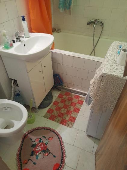 Vand 3 camere decomandat si garaj - 8