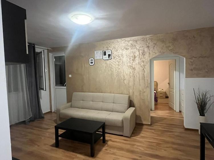 Obor, Colentina,vis-a-vis  Kaufland, 8 minute de metrou - 1