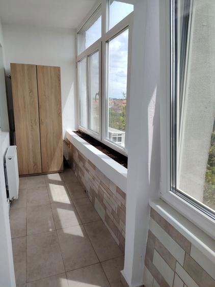 Proprietar vand apartament 2 camere - 4