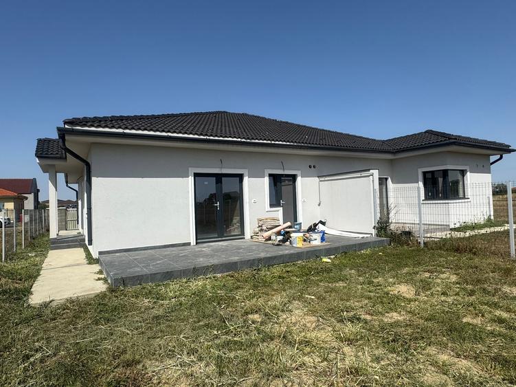 Duplex pe parter - Mosnita Noua - 2