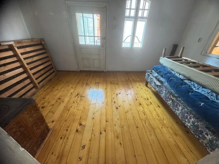 Apartament in vilă+garsoniera+teren centru - 9