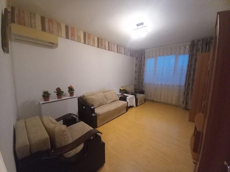 Vand apartament 2 camere - 1