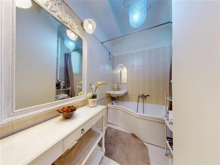 Tur LIVE! Proprietate regim special, Central, Brasov - 3