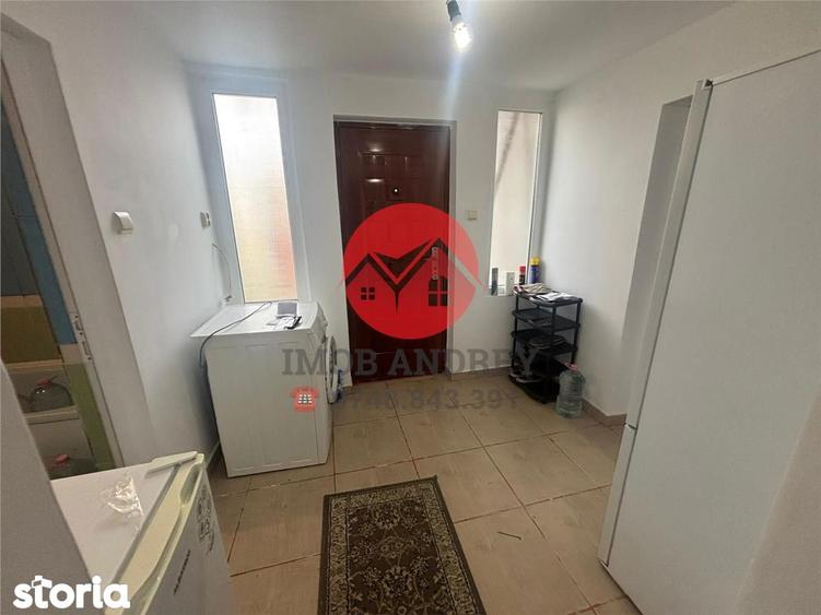 Casa 3 camere cu terasa, renovata, cartierul Nou, zona linistita - 2