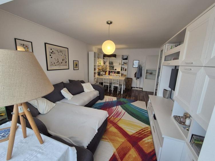 Apartament 4 camere, finisat, mobilat, parcare, zona str Izlazului - 2