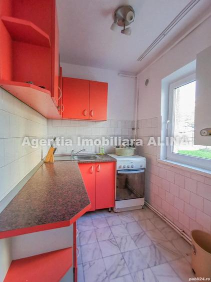 Garsoniera in Deva, zona Micro, str. Mihai Eminescu, 27 mp, semidecomandata, parter. - 13