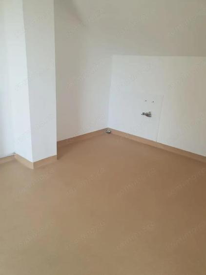 Ofer la inchiriere SAD zona centrala Balcescu-Rusu Sireanu, P+1+M, 200 mp utili, 10 camere + 4 bai - 1