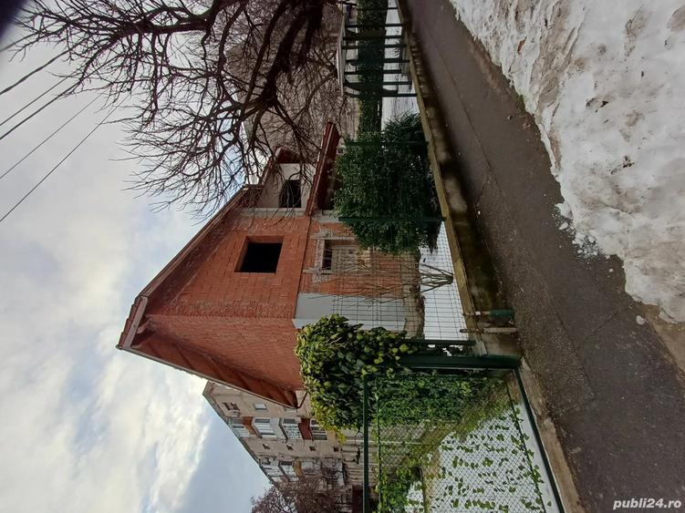 Vand casa P+M la rosu, zona centrala Timisoara - 1