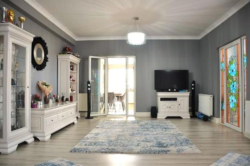 Vanzare Vila spactaculoasa cu teren generos in Targoviste - Aninoasa. - 8