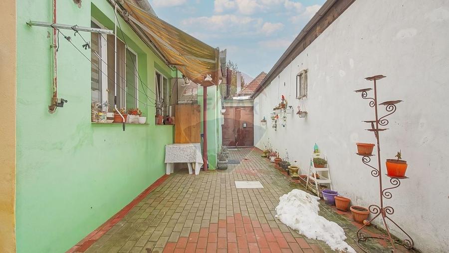 COMISION 0% | CORP DE CASA + CURTE-3 CAMERE | zona Grivitei - Blumana - 11