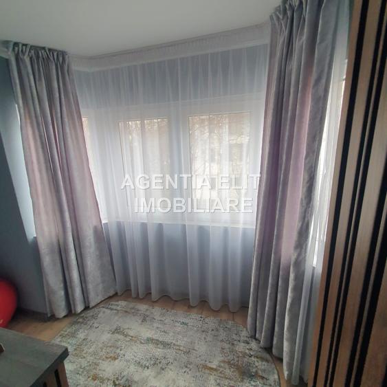 Apartament 3 camere, zona Casa Tineretului - 7