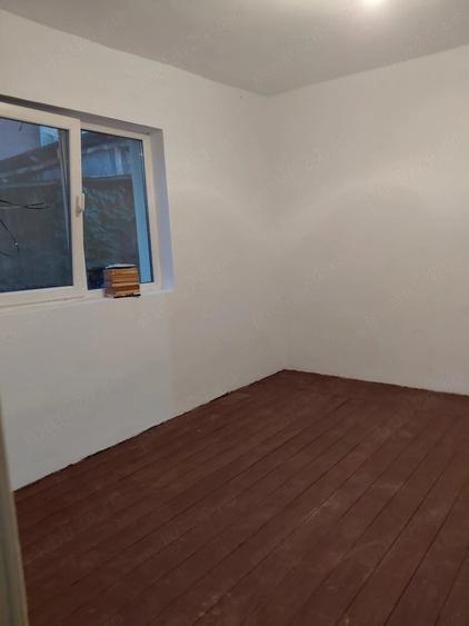 Casă cu 3 camere cu Teren 91 Mp în Traian