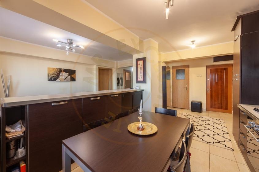 Apartament ultracentral 3 camere IC Bratianu Pitesti - 9