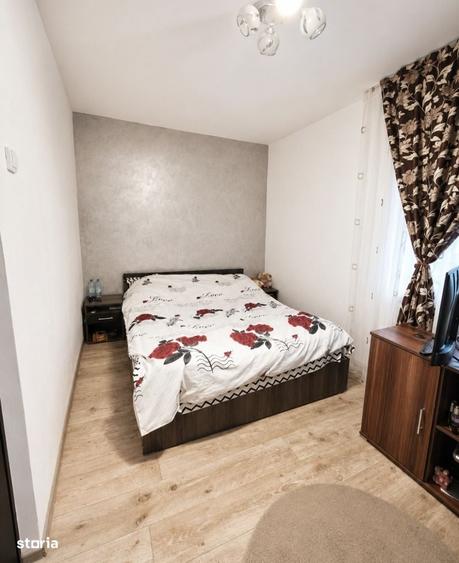 Apartament cu 2 camere semidecomandat în Craiovița Nouă