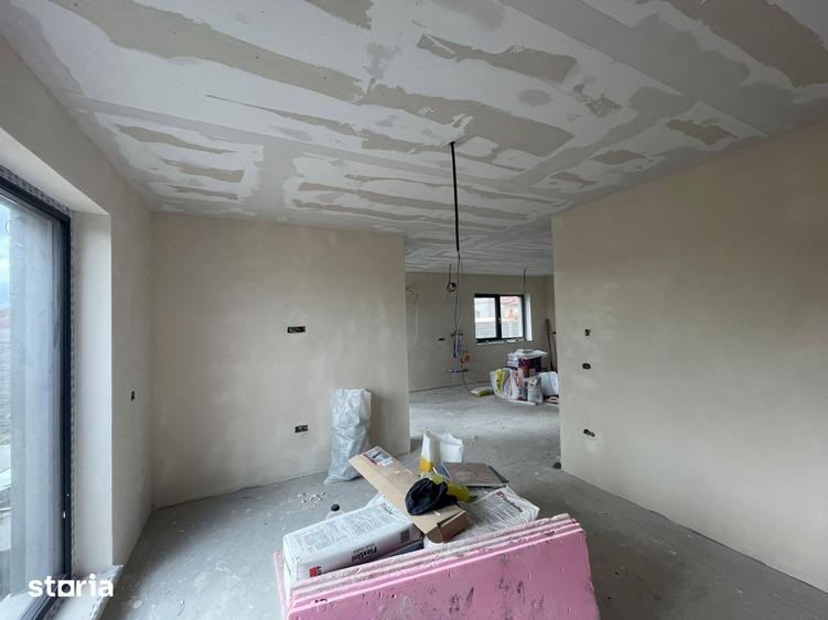 Casă cu Teren 275 Mp în Ghiroda