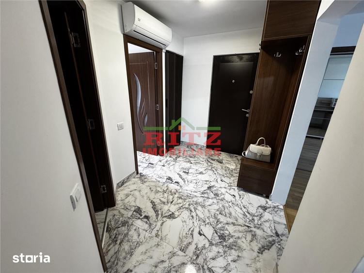 Apartament cu 3 camere semidecomandat în Steaua