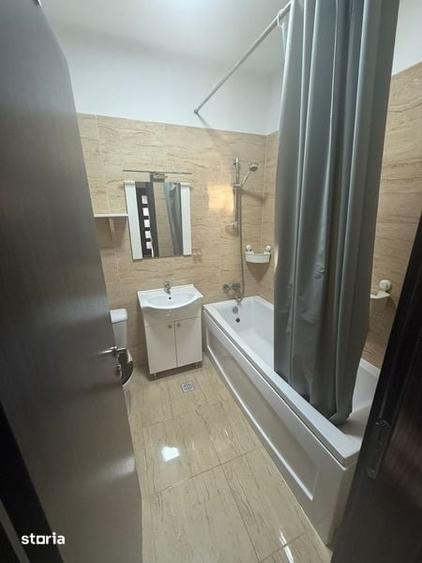 Proprietar inchiriez ap 3 camere Militari Residence - 2